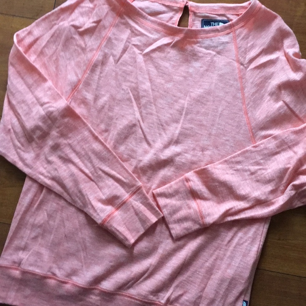 NorthFace Top Size M